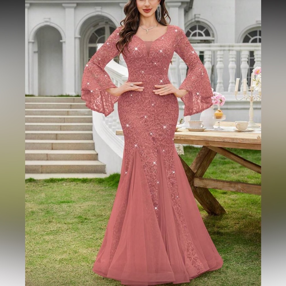 Elegant Lace Evening Gown in Dusty Rose